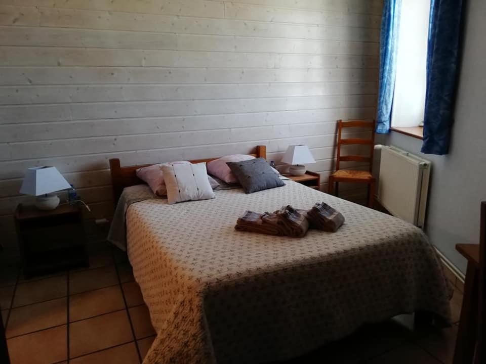 La Ferriere Bed and Breakfast Saint-Médard-en-Forez Exteriör bild